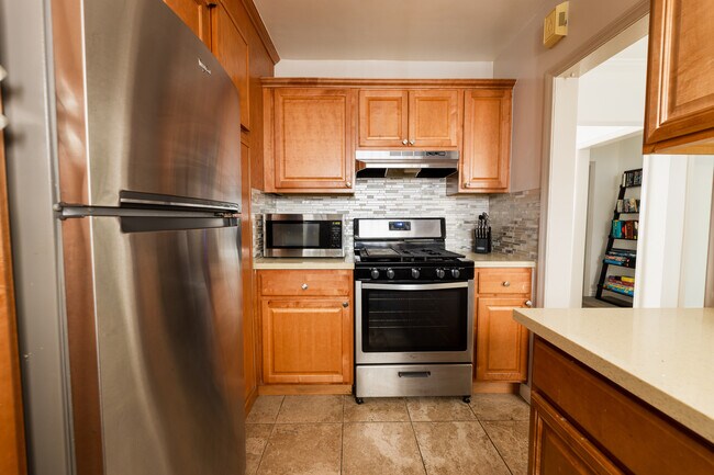 Foto del edificio - 4260 Leimert Blvd