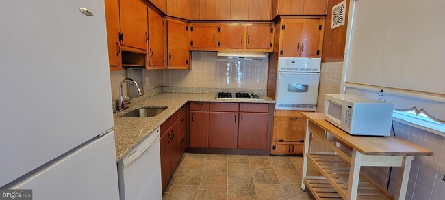 Building Photo - 8513 Agusta St