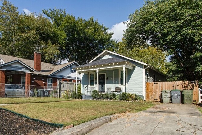 Building Photo - 1034 Meda St