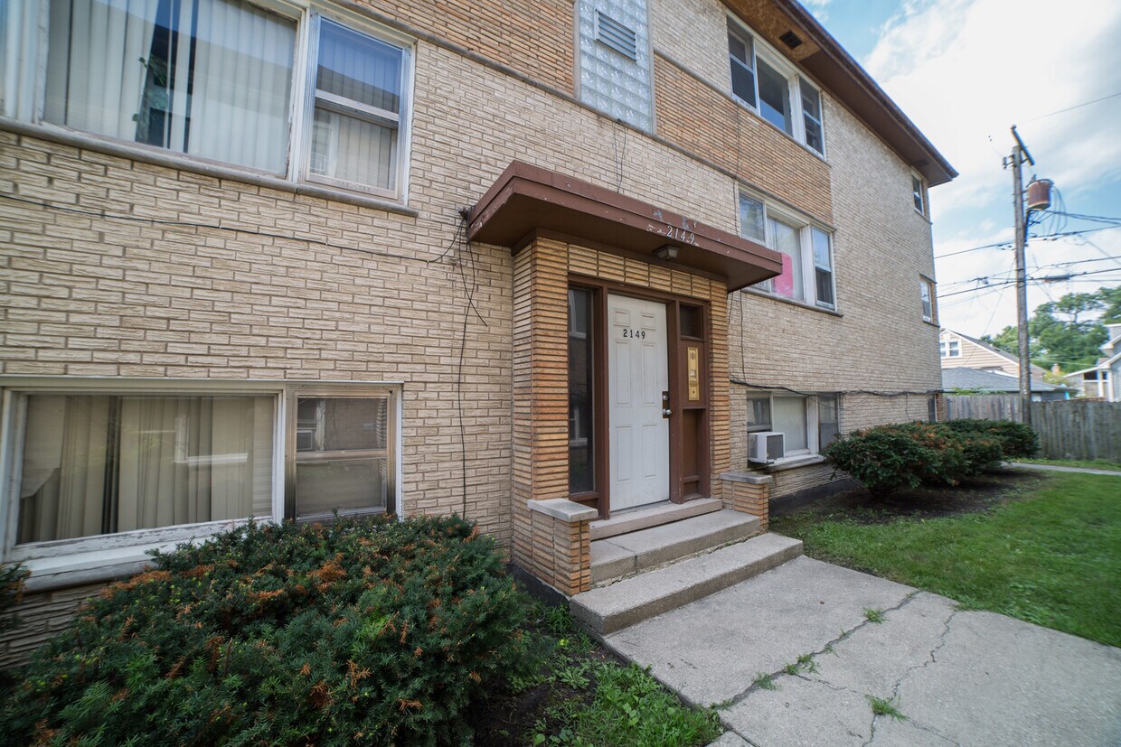 2149 135th Pl Unit 6, Blue Island, IL 60406 Condo for Rent in Blue