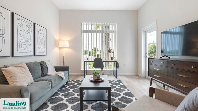 Building Photo - 5256 International Dr