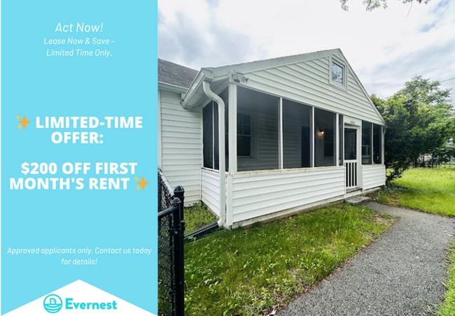 Building Photo - 4861 Eastern Ln Building Photo - 4861 Eastern Ln