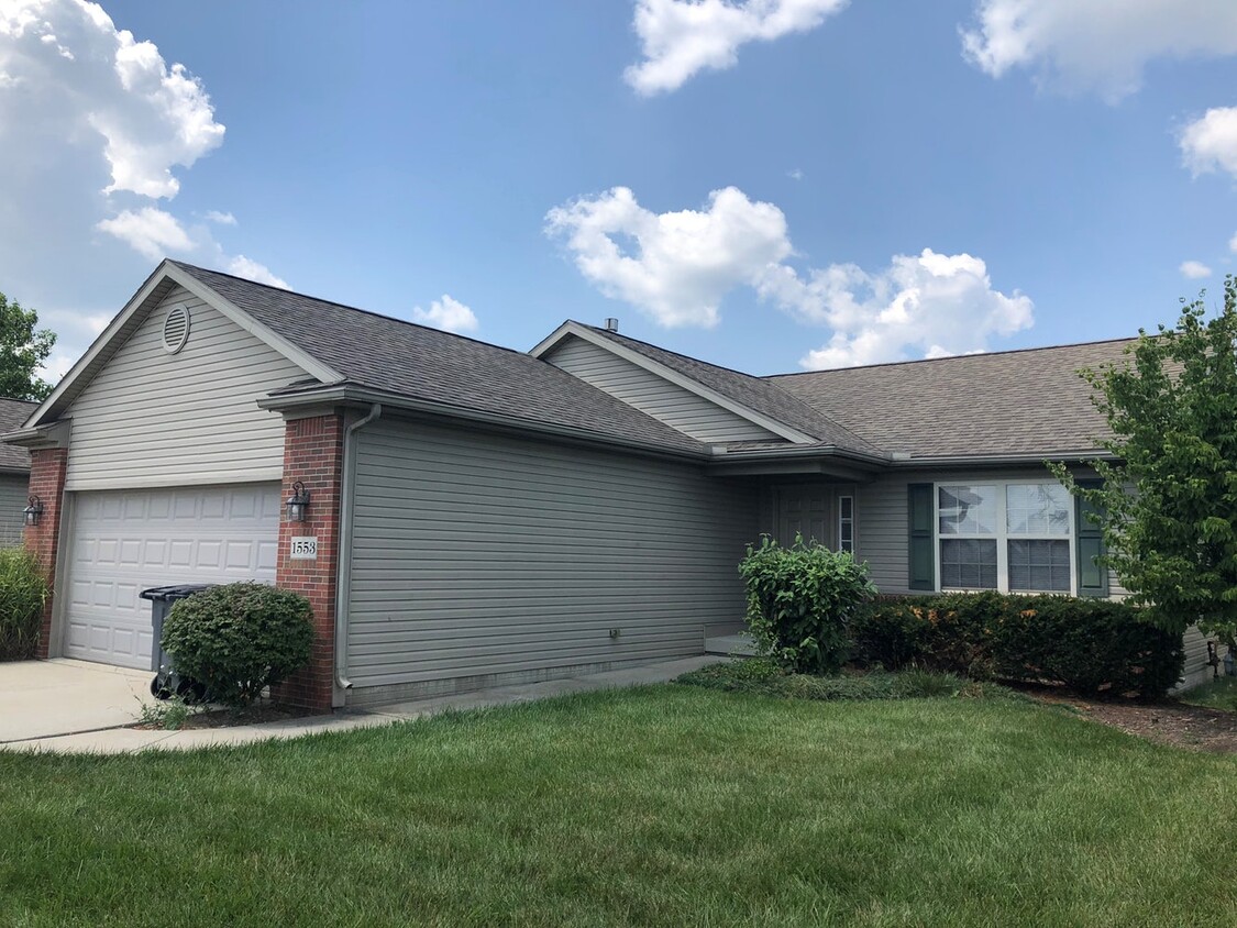 Foto principal - 1537 N Redhawk Dr