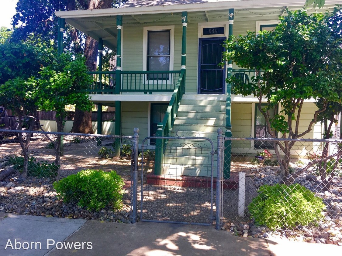Primary Photo - 2 br, 1 bath Apartment - 313 14th Street