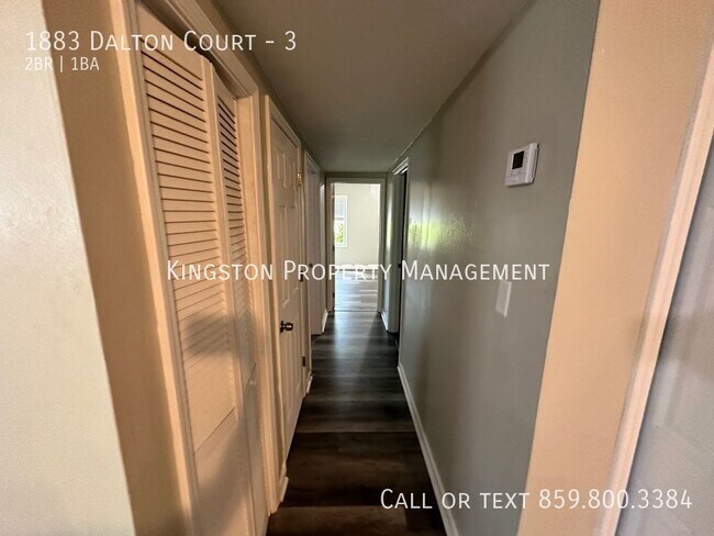 Building Photo - Newly Renovated 2 Bedroom Now Available!!