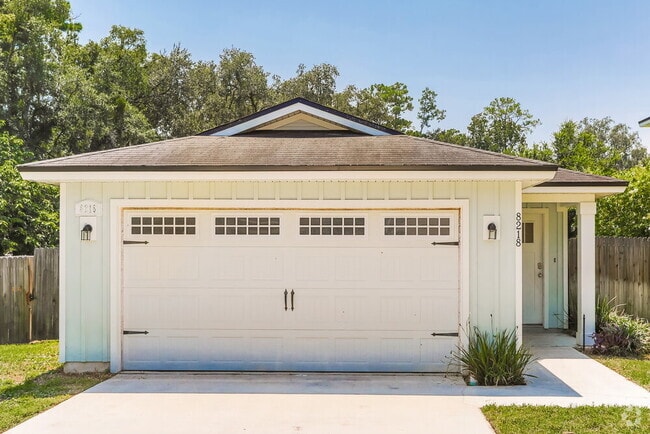 Building Photo - 8218 Highfield Ave