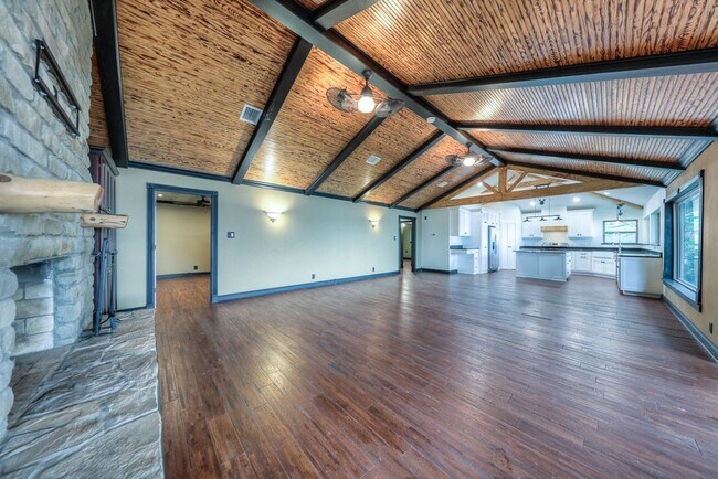 Foto del edificio - 10725 Joann St