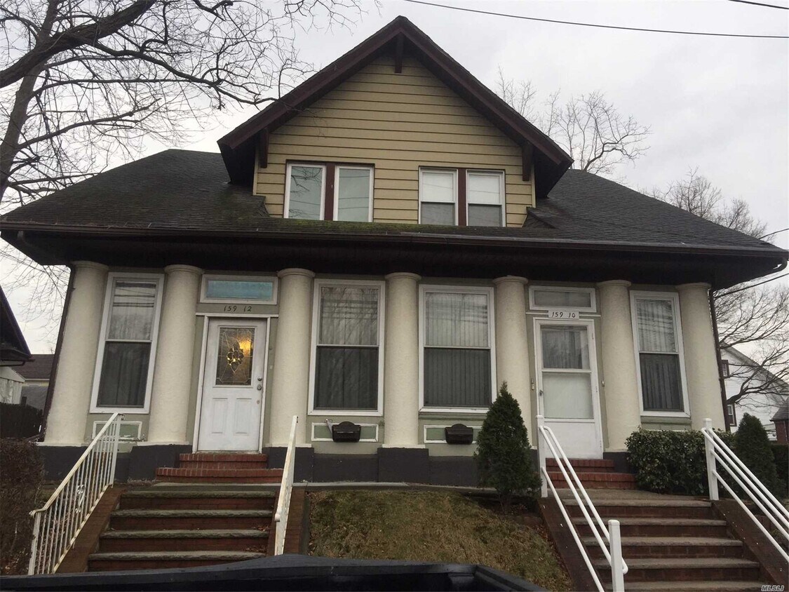 Foto principal - 159-12-159-46 46th Ave