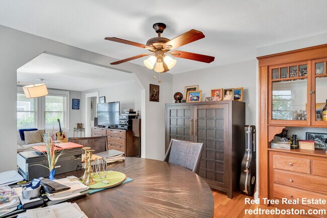 Foto del edificio - 9 Keefe Ave