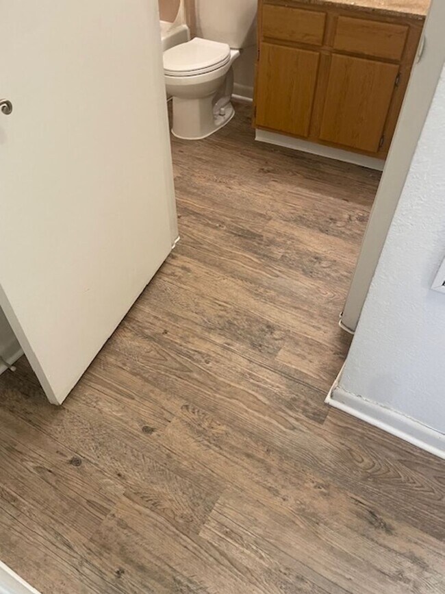 Foto del edificio - Lexington place ground fl One bedroom