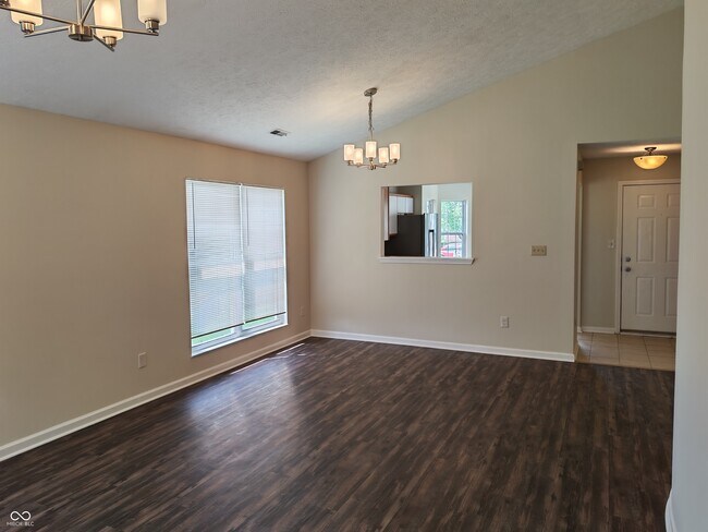 Building Photo - 6035 Hayford Ct