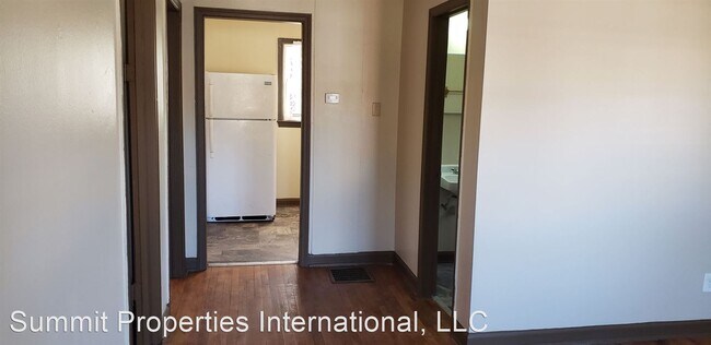 Building Photo - 2 br, 1 bath House - 4523 Wildwood Ave