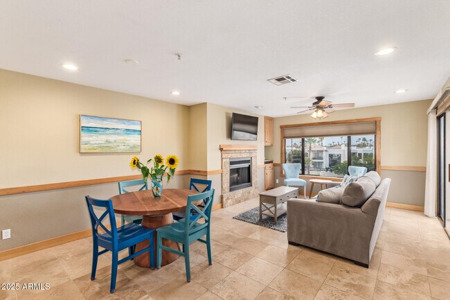 Foto del edificio - 10080 E Mountainview Lake Dr