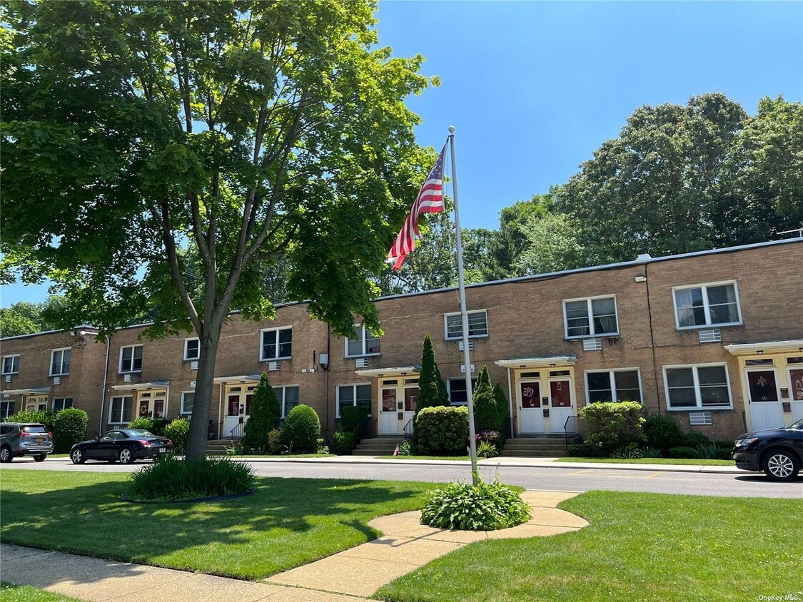 Primary Photo - 3612 Park Ave
