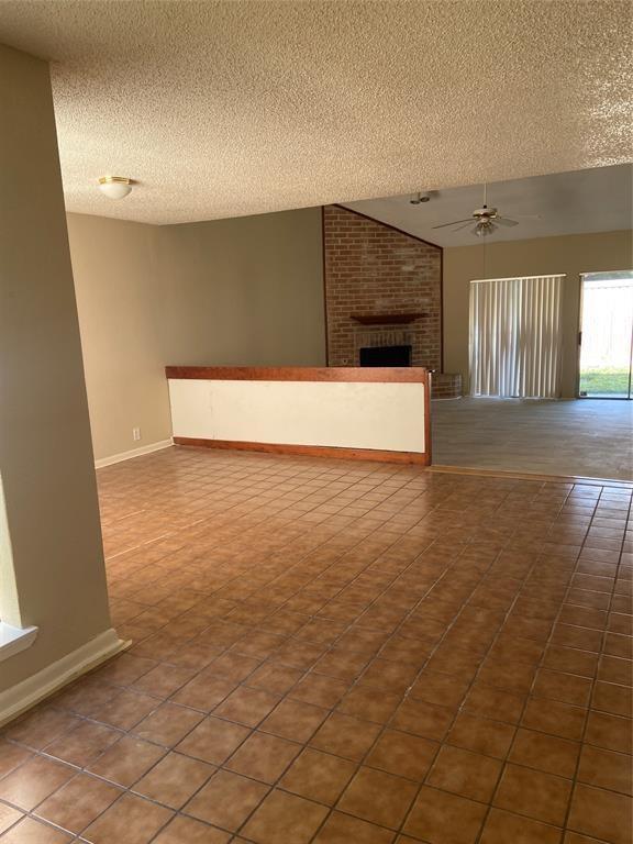 Building Photo - 3006 Hazy Park Dr