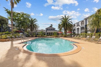 Building Photo - The Park at Veneto