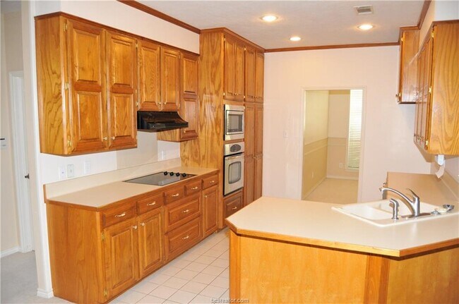 Foto del edificio - 9310 Stonebridge Dr