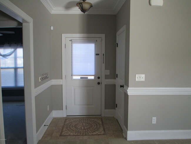 Building Photo - 173 Windfield Ln