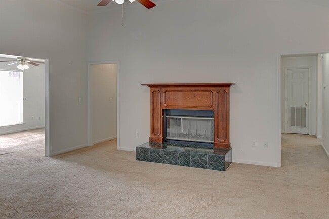 Building Photo - 801 Hopeton Ct