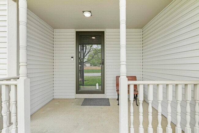 Building Photo - 803 Caroway Blvd