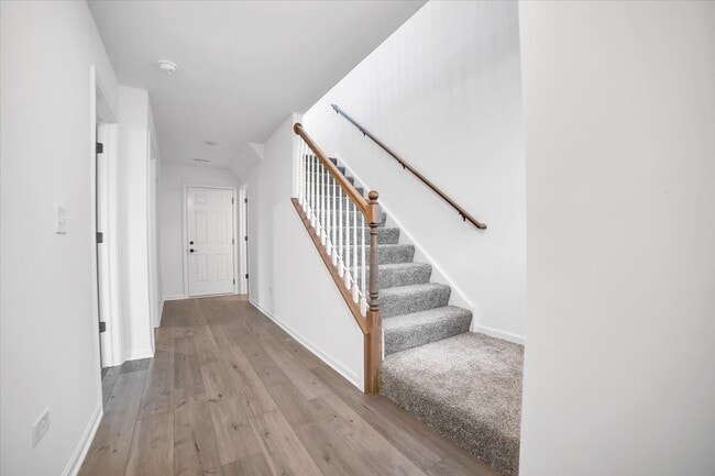 Building Photo - NEW CONSTRUCTION 3BED, 3BATH TOWNHOUSE IN ...