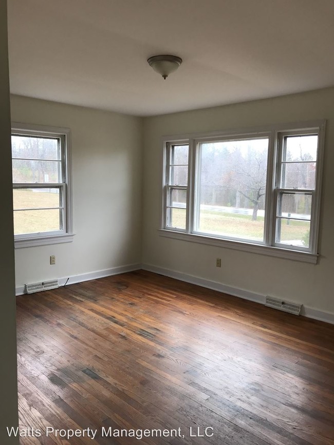 Building Photo - 3 br, 1 bath House - 6159 Red House Road