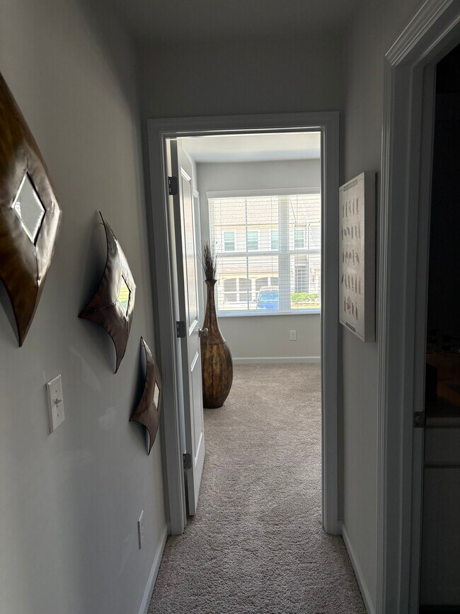Foto del edificio - Room for rent