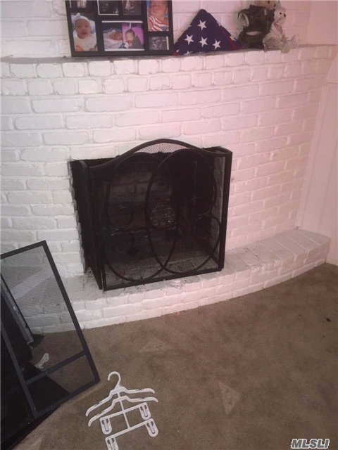 Foto del edificio - 174 Mills Pond Rd