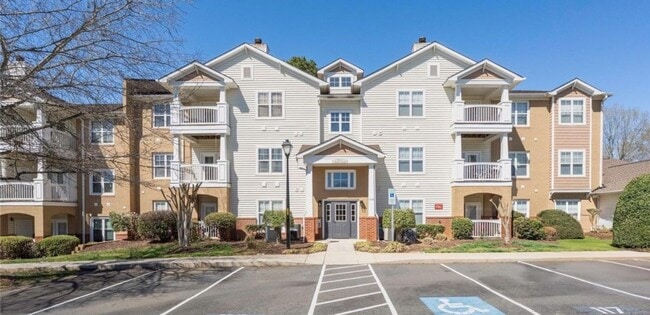 Building Photo - 16324 Redstone Mountain Ln