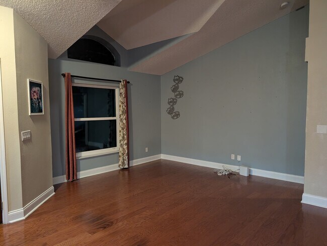 Foto del edificio - 4456 Oakham Ct