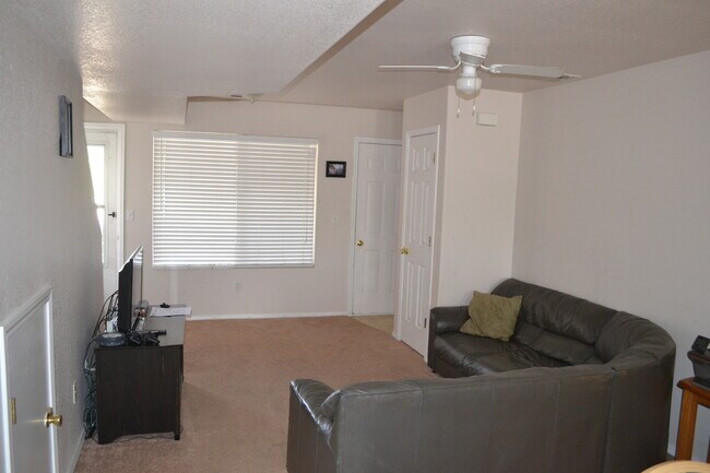 Photo - Great 2 Bd/1.5 Bath Briargate Townhome w/AC!