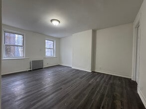 Building Photo - 329 Bainbridge St.