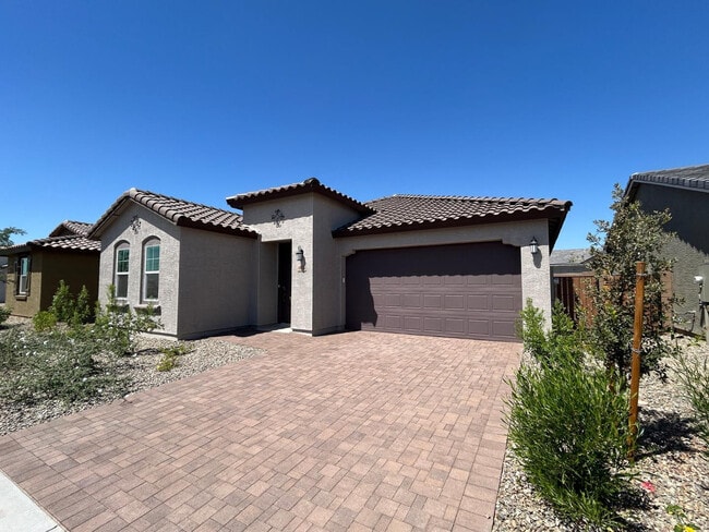 Building Photo - 5974 N 192nd Dr