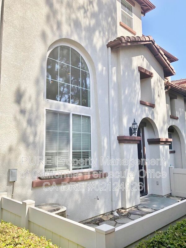 Foto del edificio - 33730 Willowhaven