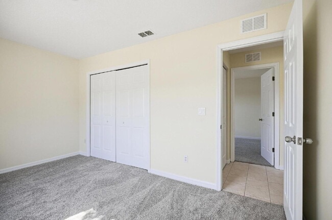 Building Photo - CENTRALLY LOCATED