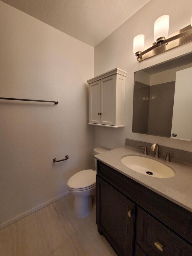 73 Calle De La Noche NE, Albuquerque, NM 87109 Townhome Rentals in