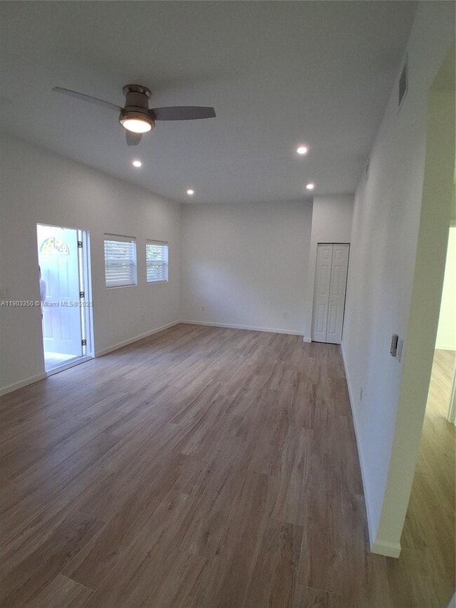 Building Photo - 4921 SW 164th Terrace