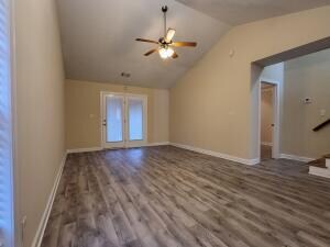Building Photo - 389 Connor Cir