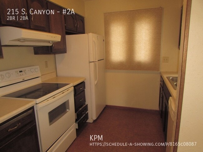 Foto del edificio - 2 BEDROOM |1.5 BATH | WESTSIDE | 2 LEVEL C...