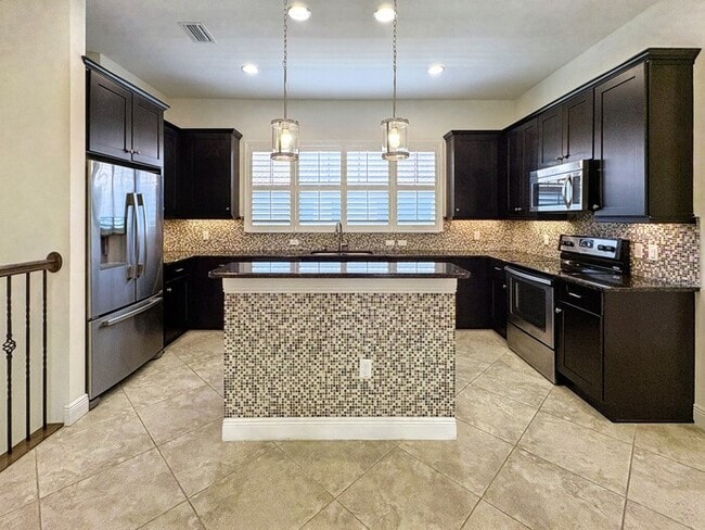 Building Photo - 5808 Yeats Manor Dr