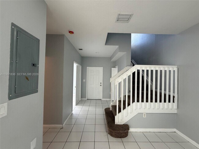 Foto del edificio - 1586 SE 27th Ct