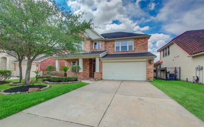 Foto del edificio - 18015 Darling Point Ct