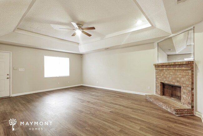 Foto del edificio - 2218 Travis Rd
