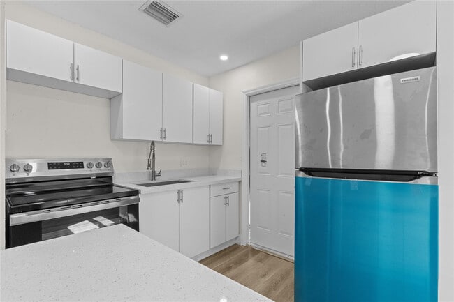 Foto del edificio - 2941 NW 11th Ct