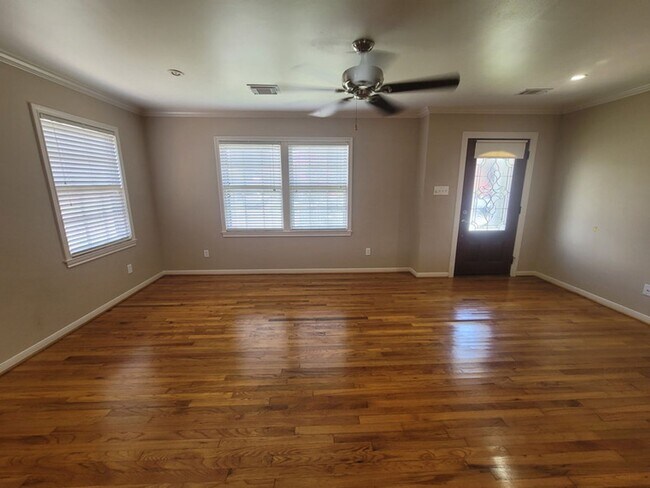 Foto del edificio - Single Family 1300+ square foot East End Home