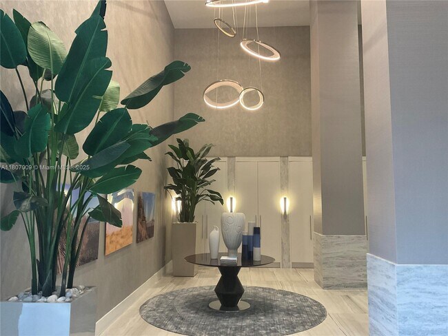 Foto del edificio - 2301 S Ocean Dr