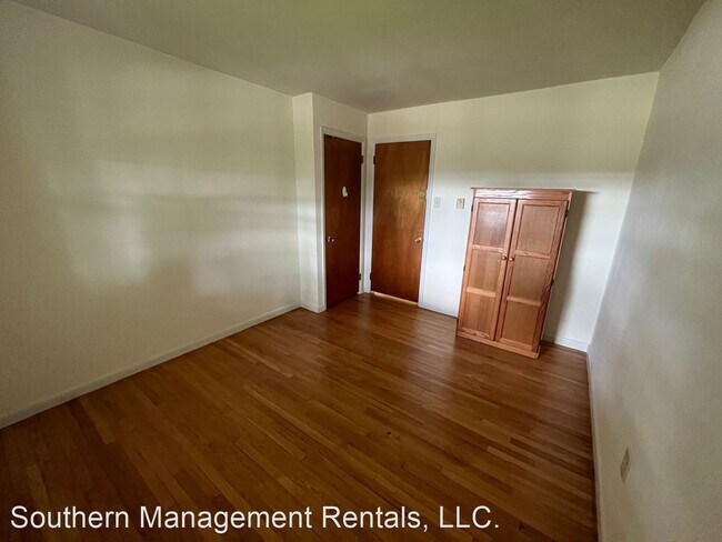 Building Photo - 4 br, 1.5 bath House - 13059 Cross Roads Ave