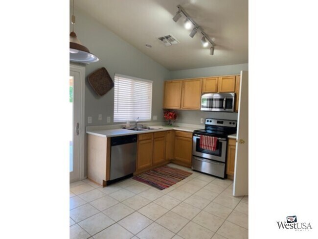 Foto del edificio - 3BED/2BATH  MOVE IN READY IN SUNDIAL