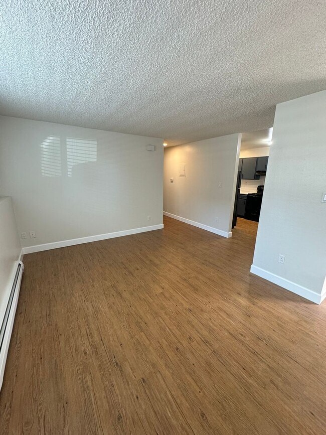 Foto del edificio - Newly Renovated First Floor One Bedroom Un...