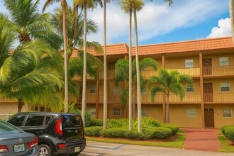 Building Photo - 120 Sparrow Dr